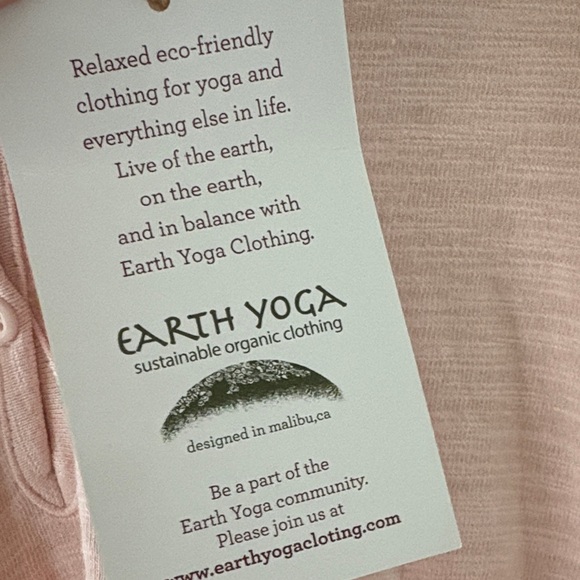 Earth Yoga Zumma Hoodie - Picture 5 of 9